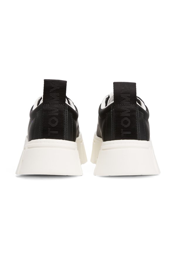 FLATFORM SNEAKER - Trainers4