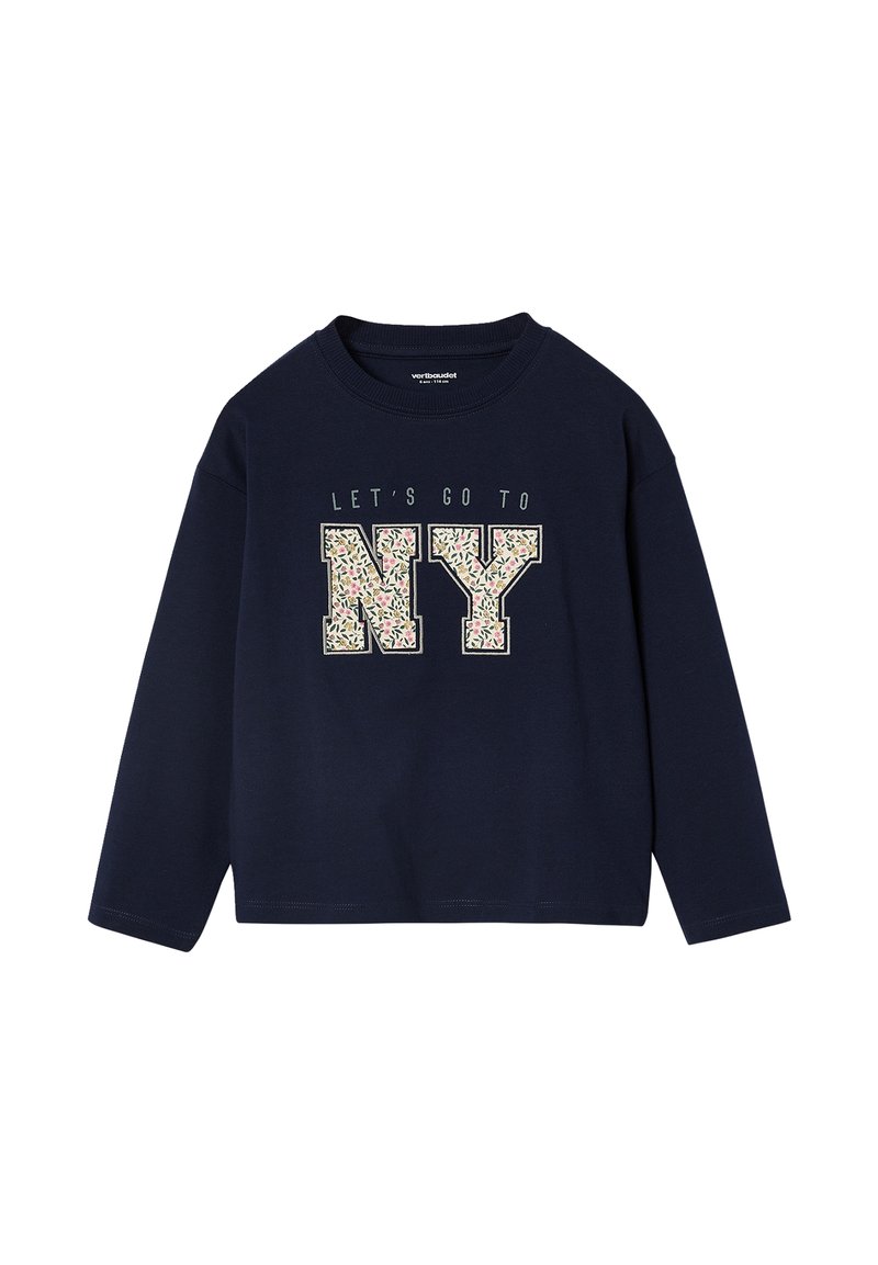 Marineblaue Langarm-Sweatshirt mit rundem Halsausschnitt, versehen mit einem Textgrafikdesign "LET'S GO TO NY" in floralem Muster auf den Buchstaben.