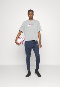 Nike Performance ACADEMY PANTS - Trainingsbroek - obsidian/diffused blue/white