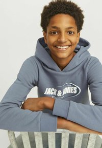 Jack & Jones Junior LOGO  - Felpa con cappuccio - flint stone