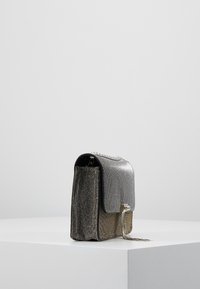 Dorothy Perkins Umhängetasche - gold-coloured