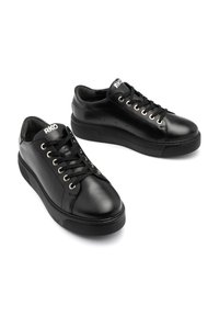 RYŁKO - Sneakersy niskie