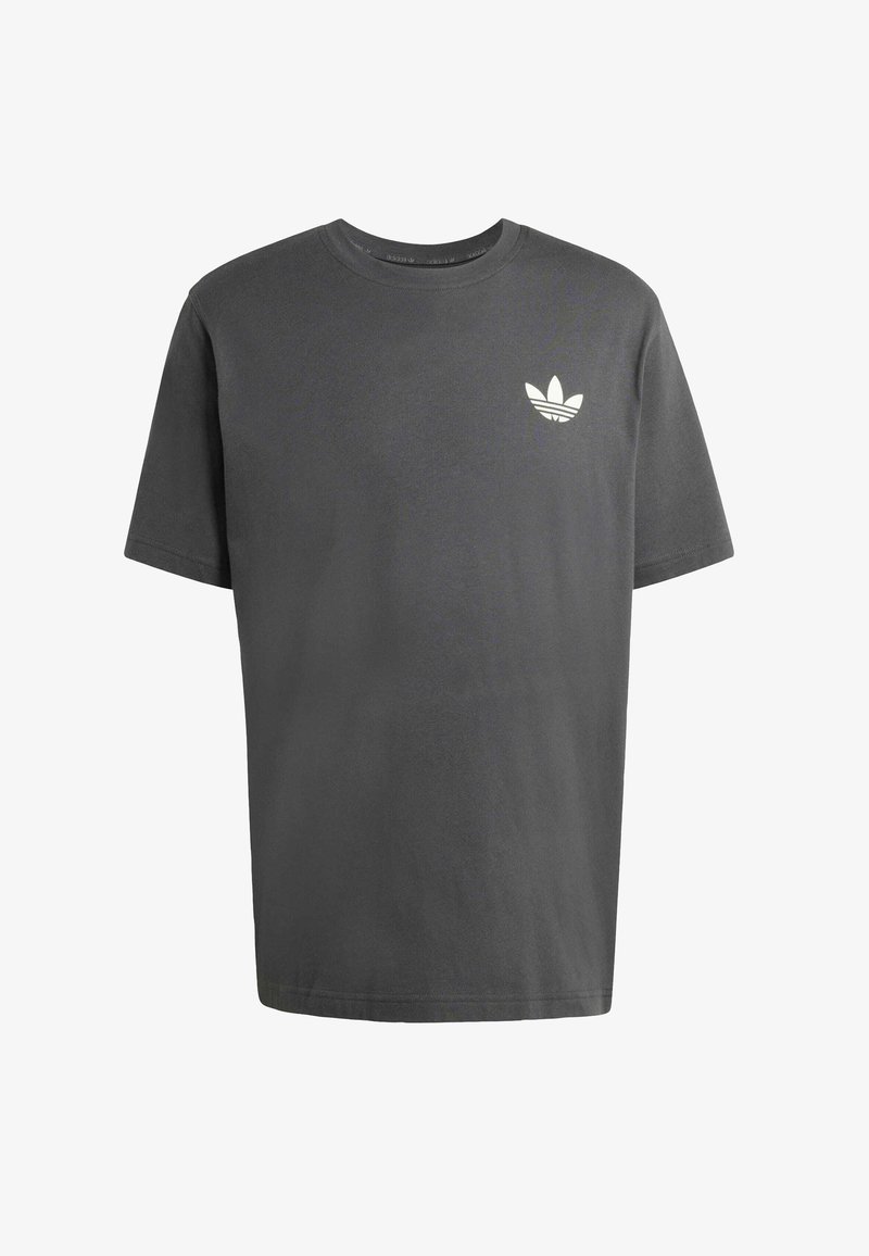 Graues Baumwoll-T-Shirt mit Rundhalsausschnitt und kurzen Ärmeln, mit einem kleinen weißen Adidas-Logo auf der linken Brust.