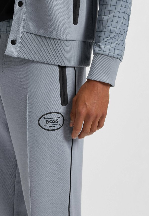 GL - Tracksuit bottoms3