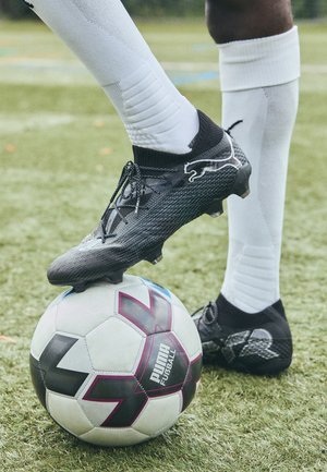 FUTURE 7 ULTIMATE FG/AG - Zapatillas fútbol para césped artificial - black/silver gray/shadow gray