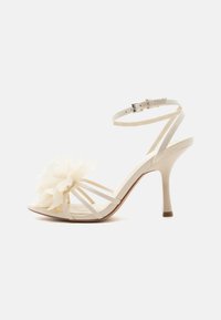 Επιλέχθηκε, off white