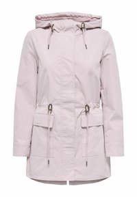 Jasnoróżowa kurtka z kapturem wykonana z miękkiego materiału, z troczkami w talii i na kapturze, z dwiema przednimi kieszeniami i prostym krojem.