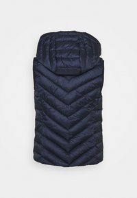 Granatowa pikowana kamizelka z wzorem w jodełkę, z kapturem i gładką fakturą. Charakteryzuje się eleganckim, bezrękawnym krojem zapewniającym ciepło.