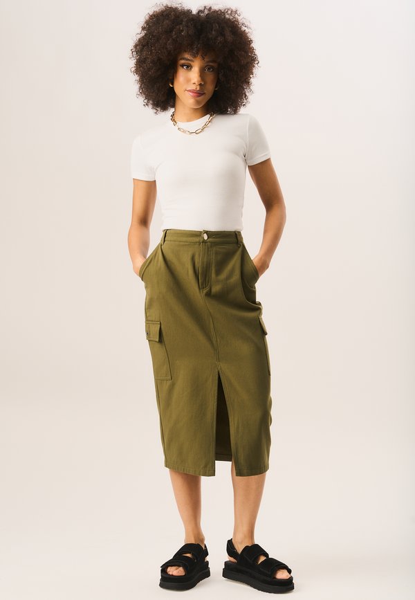 MIDI - Pencil skirt - khaki2