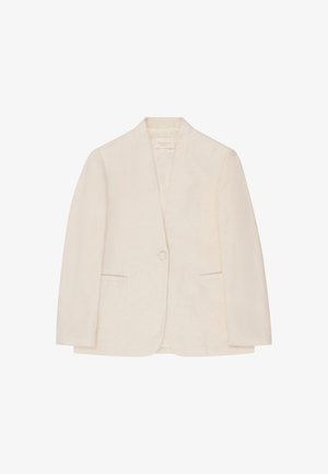 Damska marynarka w kremowym kolorze z jednorzędowym zapięciem na guzik, dwoma przednimi kieszeniami z rozcięciami oraz kołnierzem bez wycięć, prezentowana na białym tle.