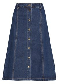 Falda línea A de mezclilla en azul oscuro, con cierre frontal de botones, costuras laterales y detalles de costuras en contraste. Textura suave.