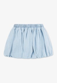 Φούστα από ανοιχτό μπλε τζιν με ελαστική μέση, σχεδιασμό με ρυτίδες και φαρδιά γραμμή. Λεία υφή με οριζόντιες ραφές.