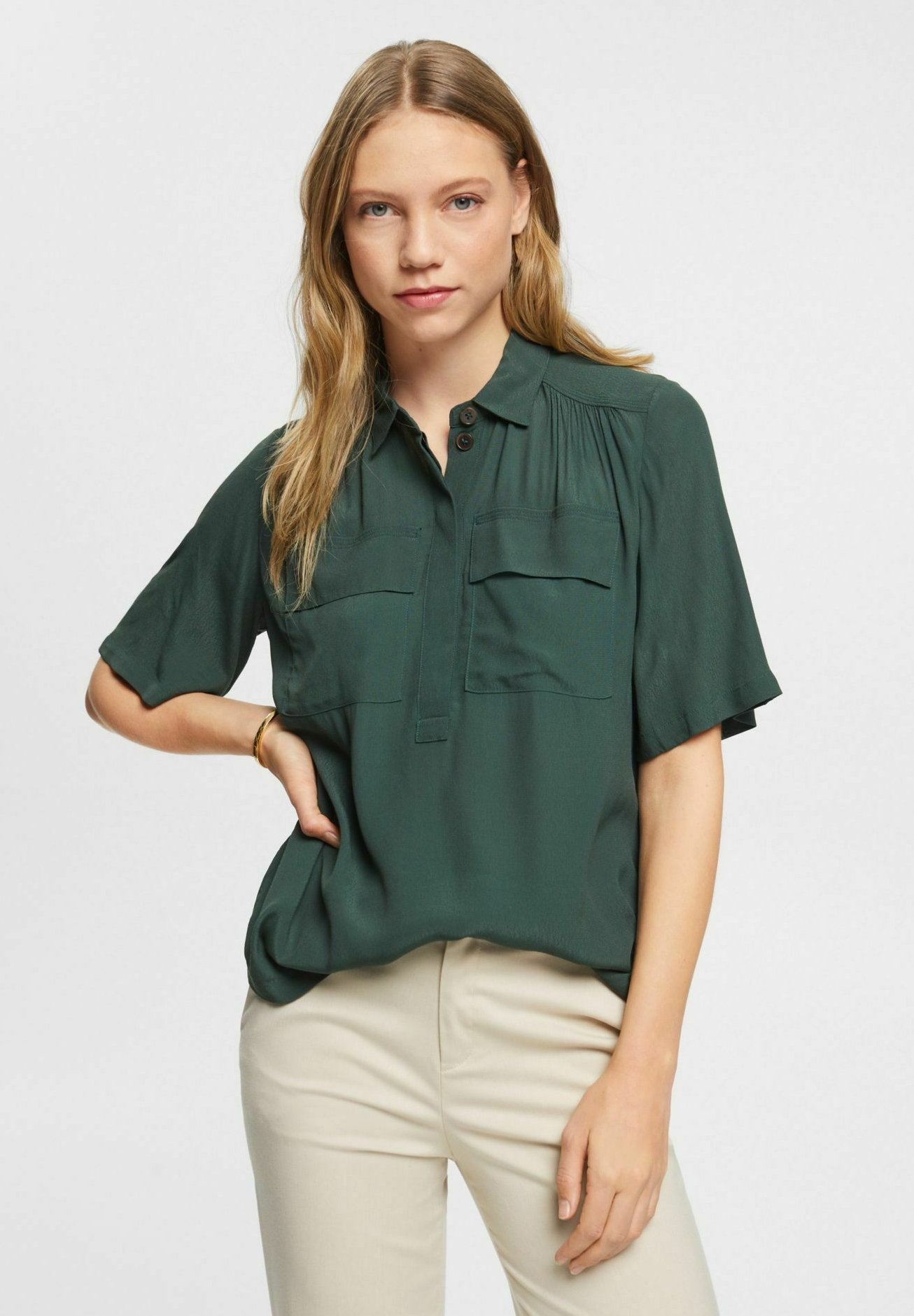 Short Femme MEXX Taille 40 – Laine & Polyamide, Gris Clair, Style Décontracté