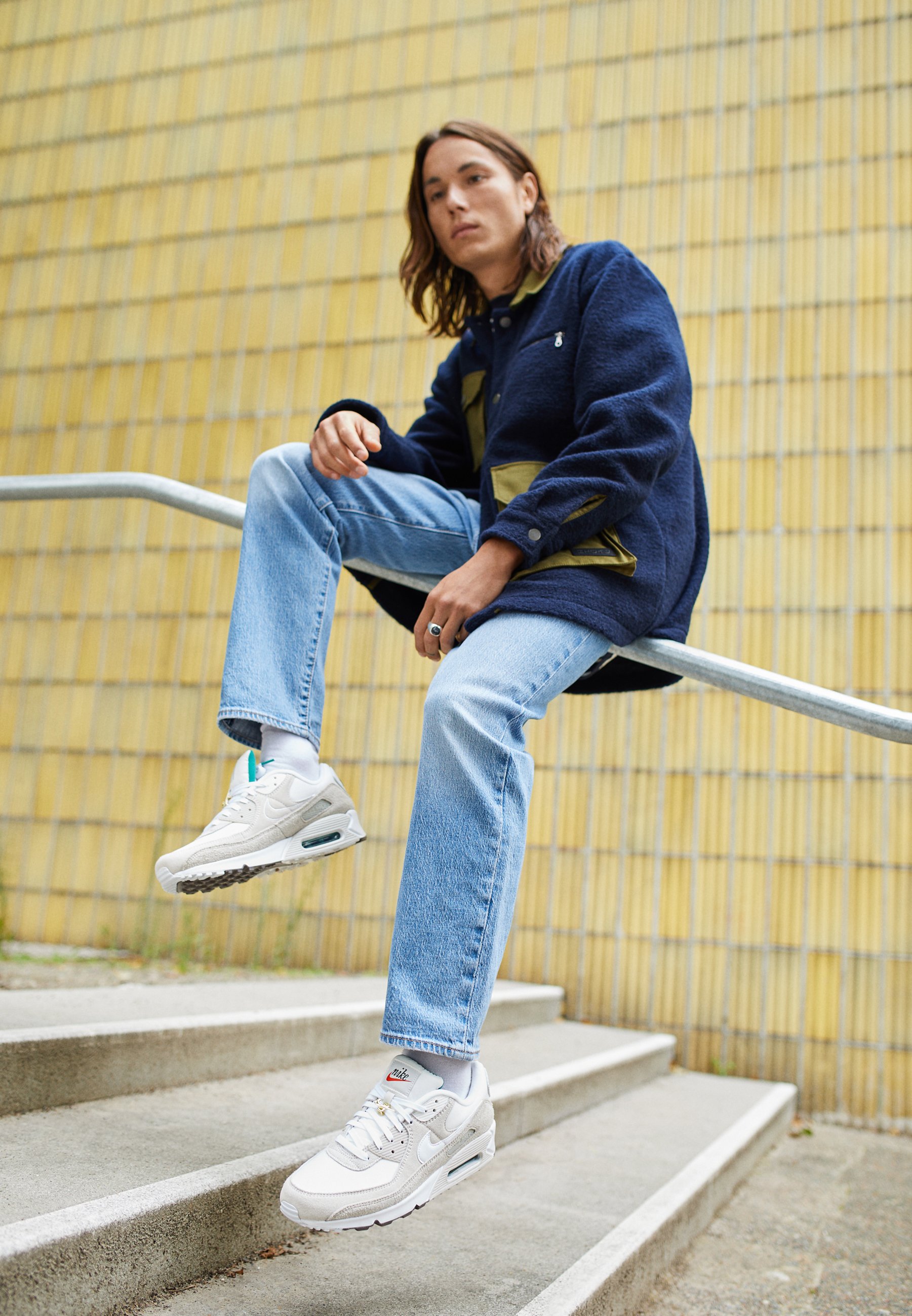 Nike Sportswear Air Max 90 Se Trainers Sail White Cream Light Bone Summit White Green Noise Multi Coloured Zalando Co Uk