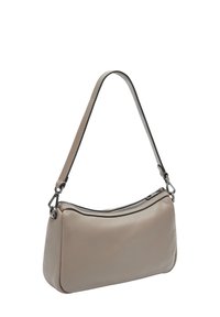 Borsa a mano in pelle beige con forma curva, sottile tracolla e chiusura con zip dettagliata da un piping nero. Presenta accessori in metallo lucido.