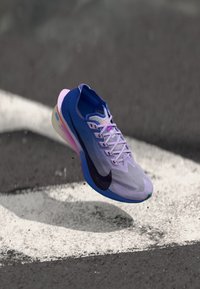 Ikke valgt, violet mist/purple dynasty/persian violet/hot lava/bright violet