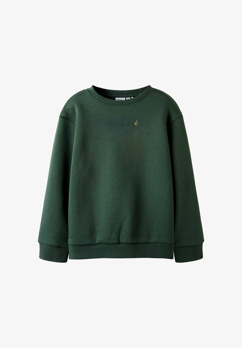 Sweat-shirt à manches longues vert foncé avec des bords côtelés aux poignets et à l'ourlet, featuring du texte brodé "Vert foncé" sur la poitrine avec un accent jaune.