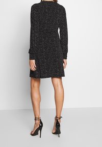 Vero Moda Žerzejové šaty - black