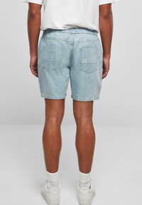 Southpole Denimové šortky - retro ltblue destroyed washed