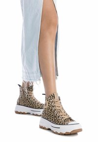 Refresh Zapatillas altas - leopard