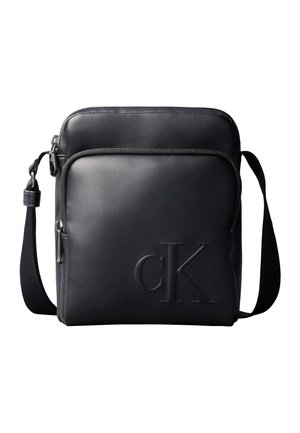 Calvin Klein BOLD POCKET REPORTER - Olkalaukku - black