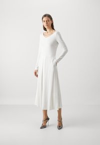 Max Mara Leisure - VALIDO - Maxi dress - bianco Thumbnail Image 1