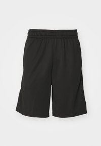 Svarta träningsshorts med elastisk midja och vita sidostråk, uppvisade mot en helt vit bakgrund.