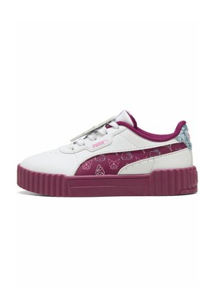 - Sneakersy niskie