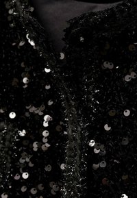 Thumbnail Image 6