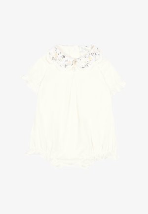 Zachte crèmekleurige baby romper met korte mouwen, gerimpelde beenopeningen en een Peter Pan-kraag met een klein bloemenpatroon.
