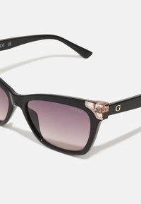 Guess Aurinkolasit - shiny black