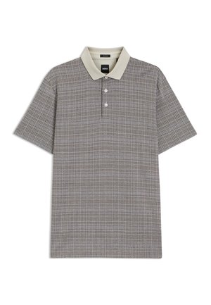 Polo à manches courtes avec col beige et motif à carreaux fins brun, blanc et noir, avec trois boutons sur la patte de boutonnage avant.