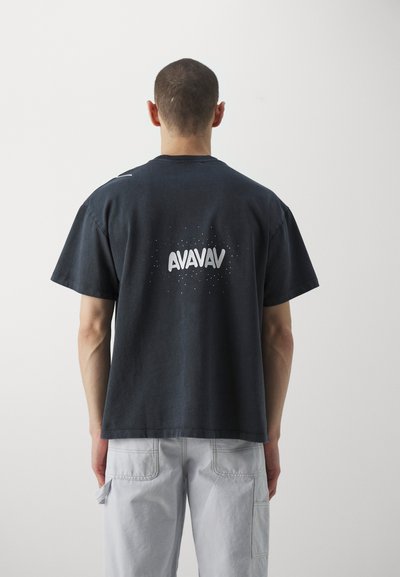 AVAVAV FILTHY RICH UNISEX - Trükipildiga T-särk - black