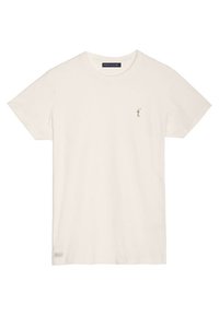 Bílá krátkosrstá polokošile s crew neck výstřihem a malým vyšitým logem polo hráče na levé straně hrudi a značkovou etiketou poblíž dolního lemu.