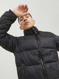 Jack & Jones JJETOBY PUFFER COLLAR - Giacca invernale - black