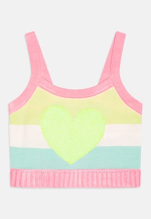 Pastelkleurige crop top met regenboogstrepen en een neon groene hartontwerp, afgewerkt met een roze ribbelrand. Gemaakt van zacht brei materiaal.