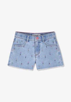 Lyseblå denimshorts med frynsete kant, dekorert med flerfargede perler arrangert vertikalt på forsiden.