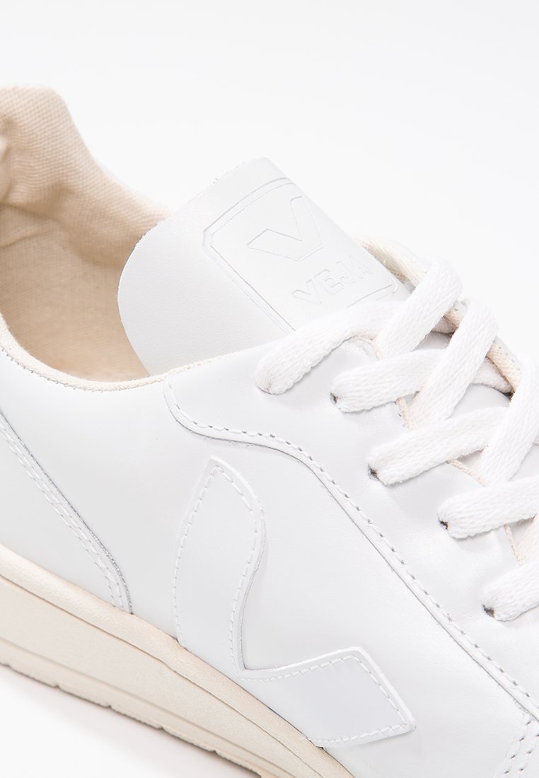 Veja V 10 Joggesko whitehvit Zalando.no Veja RORAIMA Høye joggesko white natural Zalando.no