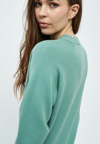 PEPPERCORN PCROSALIA - Strickpullover - feldspar green