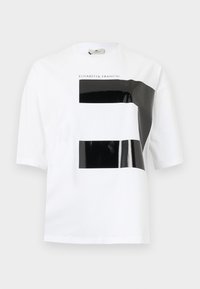 Trükipildiga T-särk - gesso