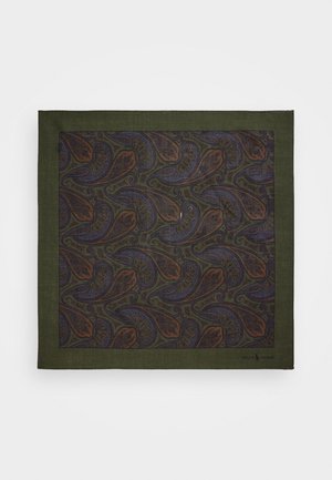 Foulard en soie carré avec une bordure verte et des motifs en paisley marron et violet intriqués, logo Ralph Lauren dans un coin.