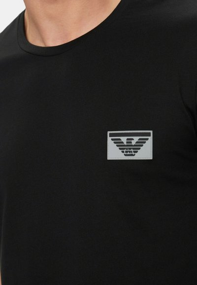 Emporio Armani Camiseta estampada - black