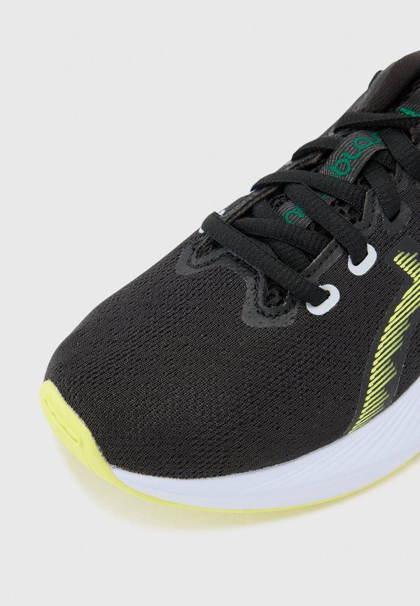 NOVABLAST 5 UNISEX – Laufschuh Straße