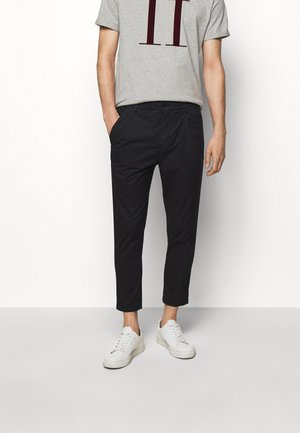 CHASY - Chino - black