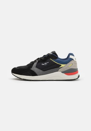 X20 FREE - Sneaker low - black