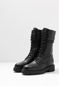 Zign Bottes à plateau - black