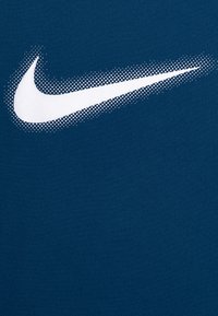 Nike Performance DF MULTI UNISEX - Spordi T-särk - court blue/white
