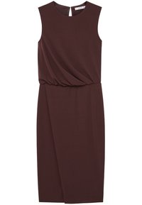 Beżowa sukienka bez rękawów z okrągłym dekoltem, drapowanym przodem, zdobioną talią i subtelnym asymetrycznym dołem. Wykonana z lekkiego materiału.