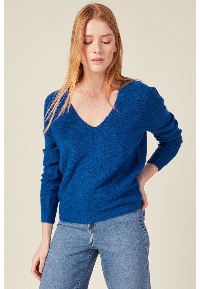 BONOBO Jeans MIT LANGEN ÄRMELN - Strickpullover - bleu electrique
