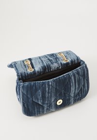 PARFOIS SHOULDER BAG EDEN GARDEN  - Axelremsväska - blue
